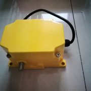 山東卓信機(jī)械方形跑偏開(kāi)關(guān)ROS-2D-3-NPFMKBW-220L防爆跑偏開(kāi)關(guān) 山東卓信機(jī)械方形跑偏開(kāi)關(guān)ROS-2D-3-NPFMKBW-220L防爆跑偏開(kāi)關(guān)